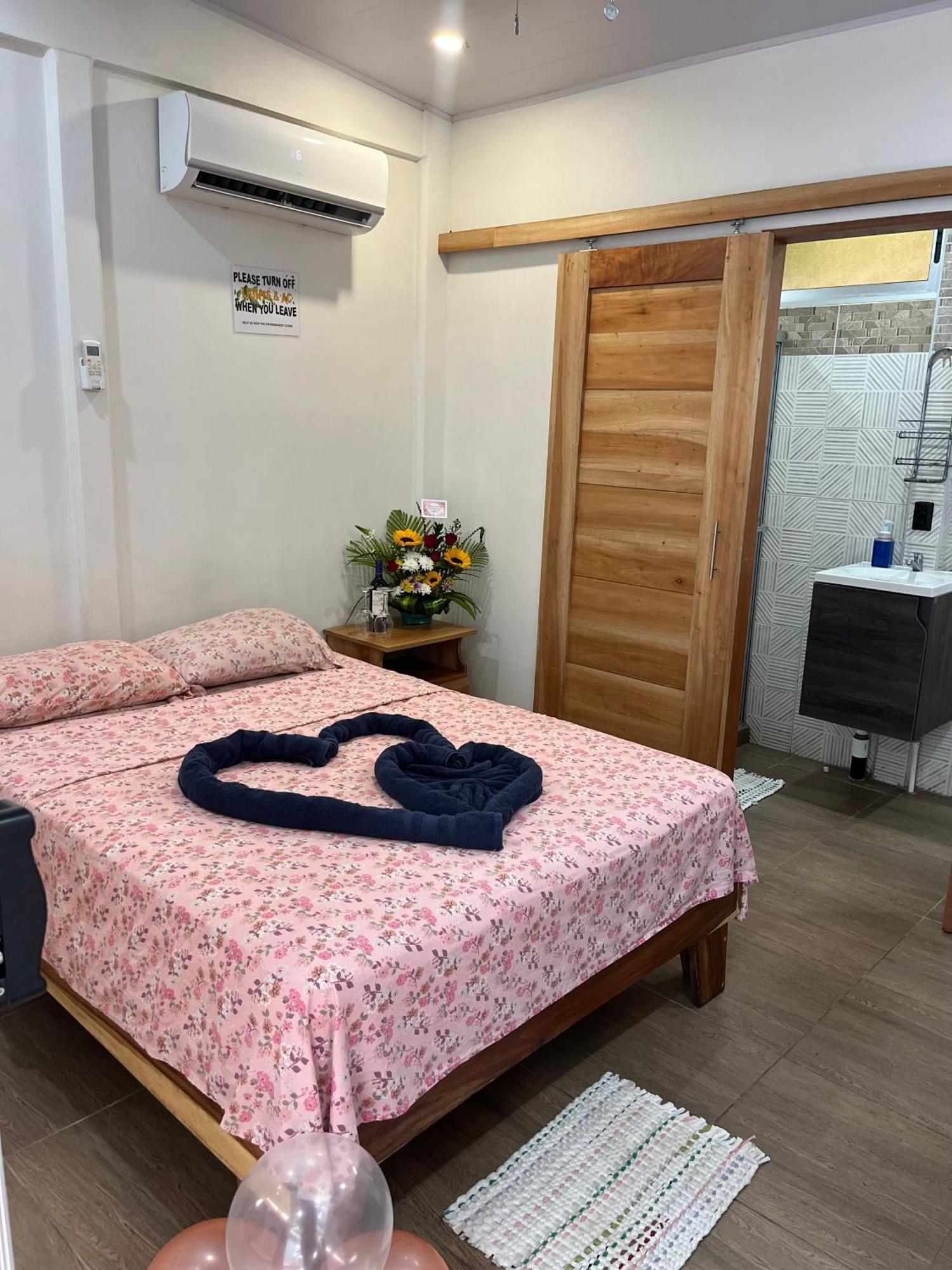 Apartamentos En El Centro De Puerto Viejo Puerto Limon Extérieur photo
